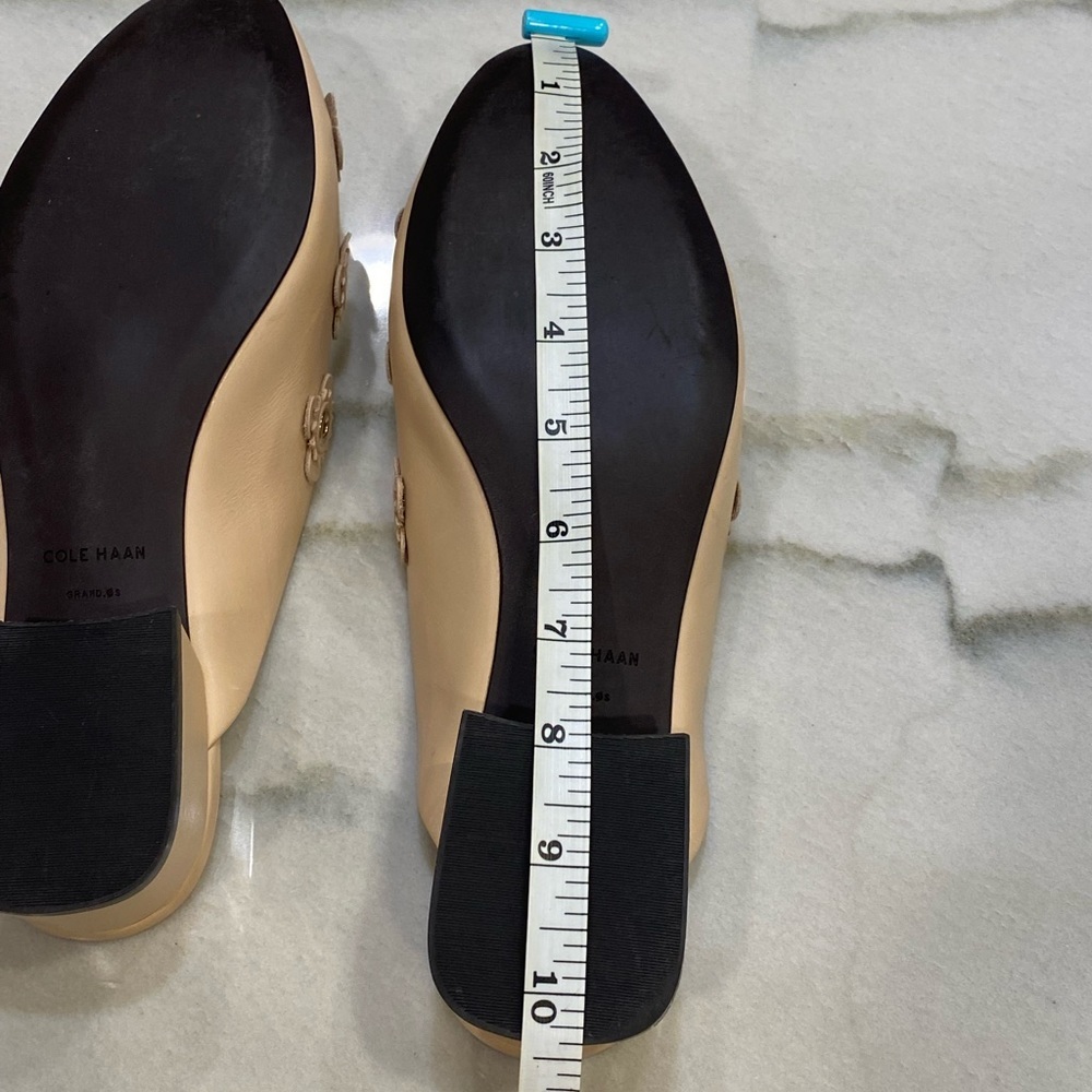 Cole Haan Mules Size 9 Beige Floral Embellished Mules - Picture 12 of 13